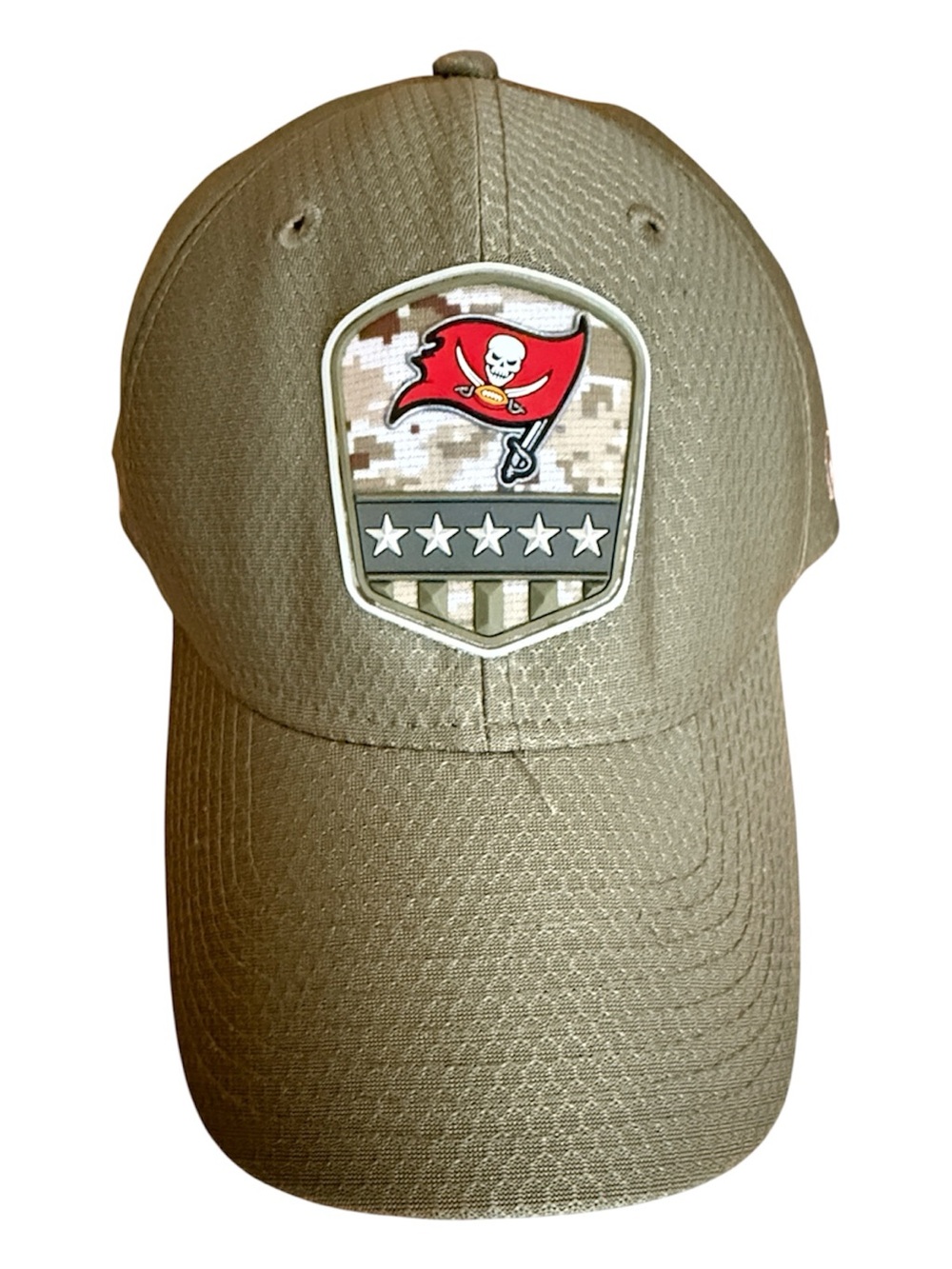 TAMPA BAY BUCCANEERS NEW ERA OLIVE 2019 “SALUTE TO SERVICE” 59FIFTY FIT HAT M/L